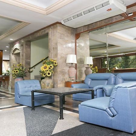 The Park Hotel Bangkok Exterior foto